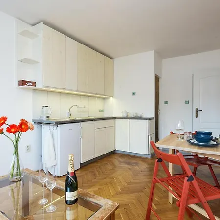 Modern Alight Apartamento *